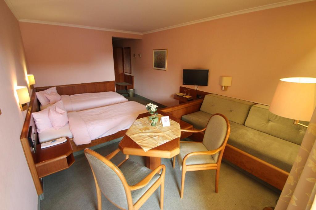 Hotel Am Kurpark Bad Wimpfen Kamer foto